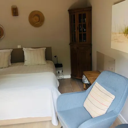 Sea Soon Bed & Breakfast 3*