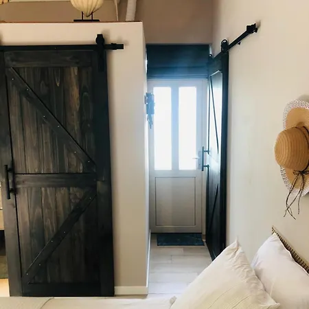 Sea Soon Bed & Breakfast 3*